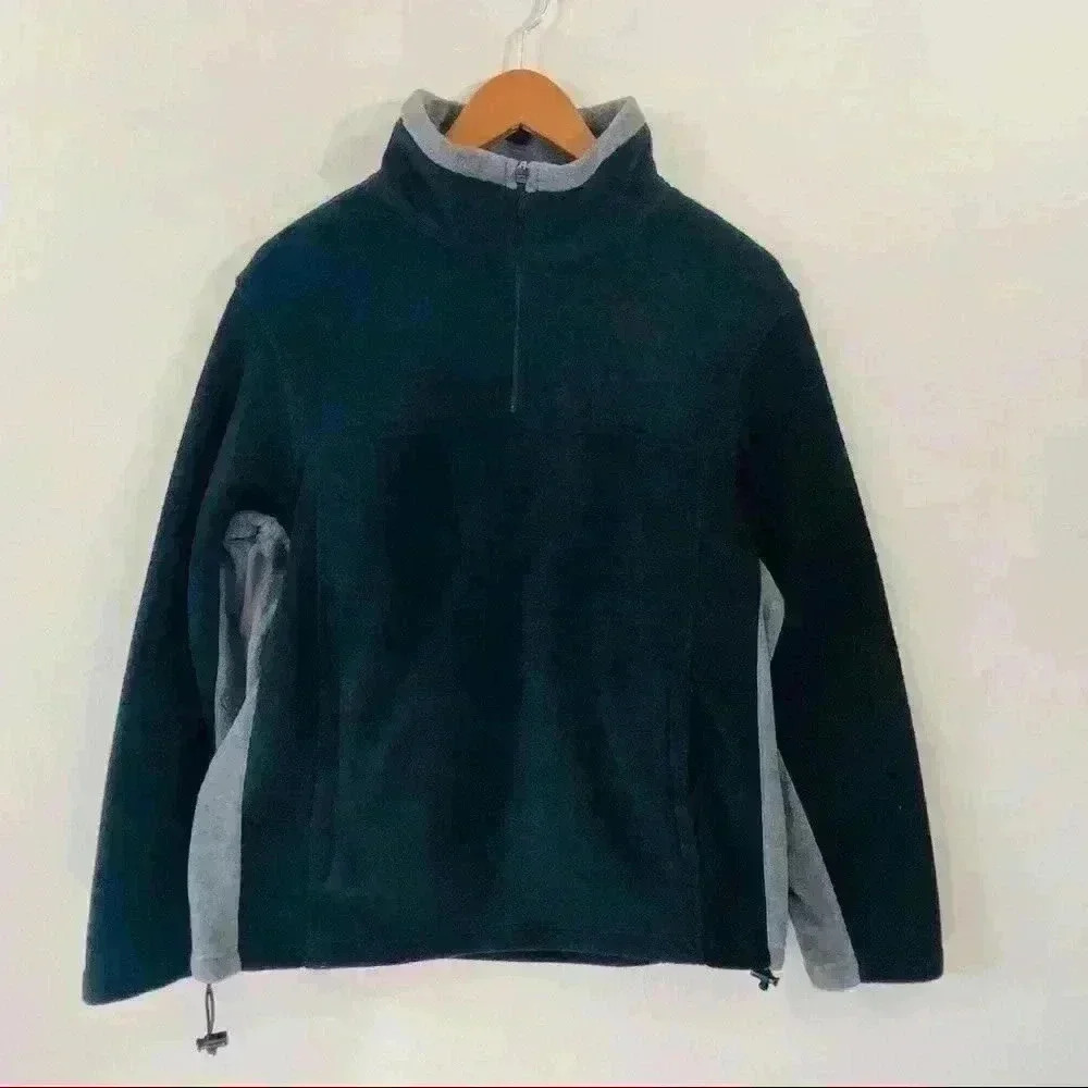Tek Gear men’s black and gray fleece sweatshirt